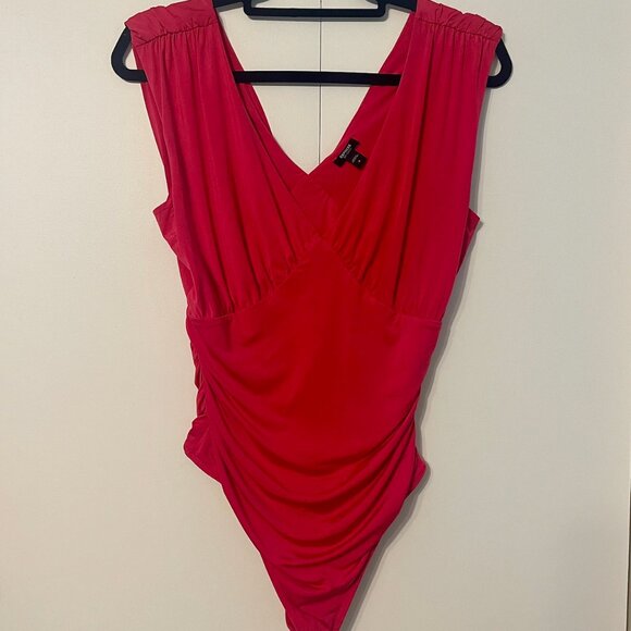 Express Body Contour Bodysuit - Picture 3 of 6